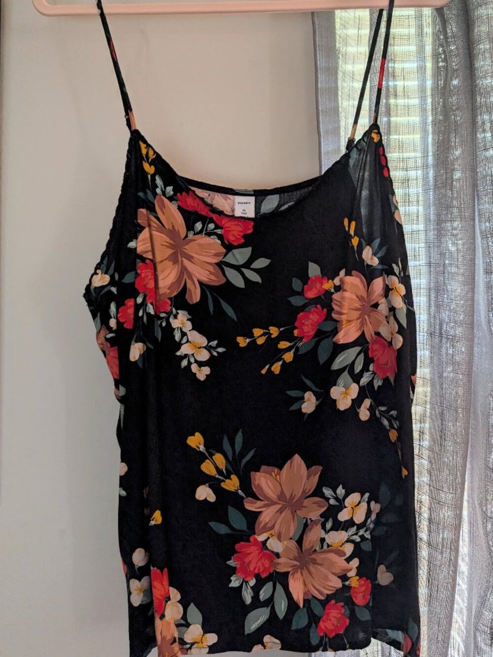 Old Navy Black Floral Spaghetti Strap Blouse Tank Top Size XL Tall